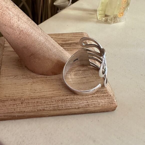 Sterling Silver Swirl Adjustable Statement Ring-Artsy Modern Design - Picture 6 of 7